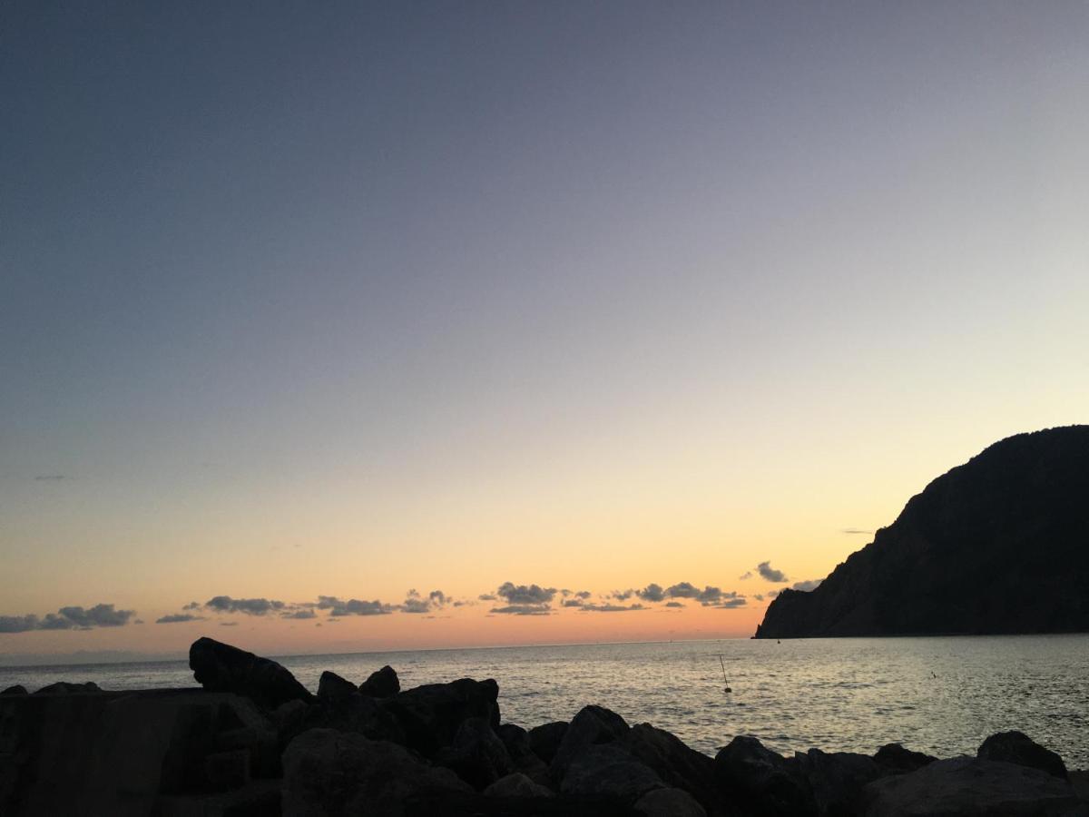 Le Cinque Vele ***** Cinque Terre Apartment Monterosso al Mare Bagian luar foto